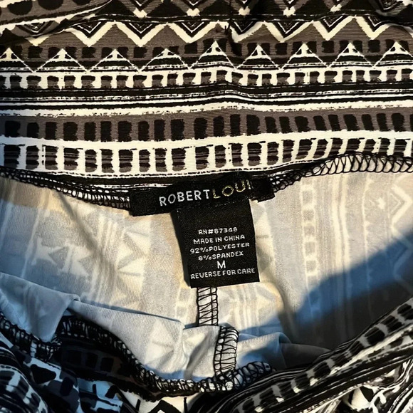 Robert Louis wide leg st pants black white pattern with belt - Picture 4 of 7